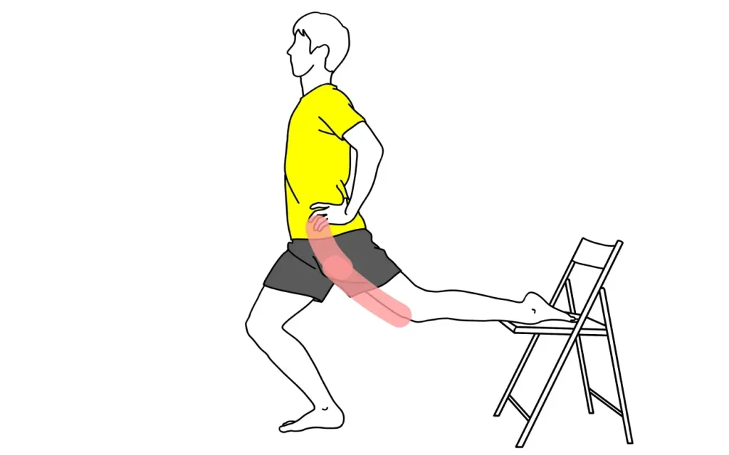 椅子を使って行う骨盤前〜太ももの前（腸腰筋・大腿直筋）のストレッチ